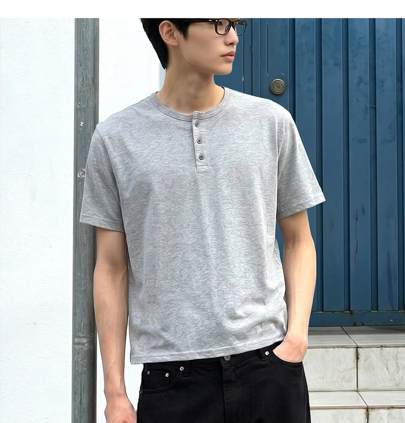 UNDEROFF(アンダーオフ)の「Slub Henley Neck Crop T-shirt Melange(Tops)」