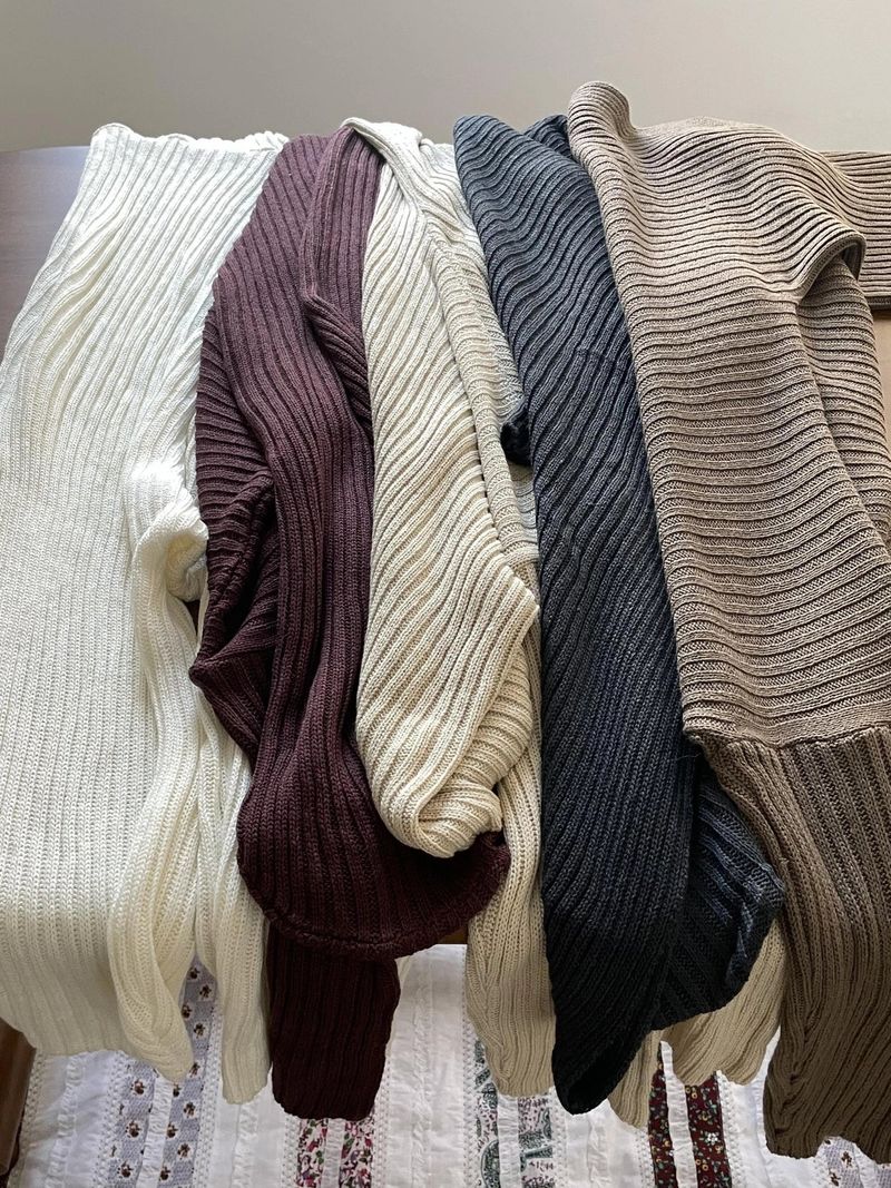 oka off-shoulder hoodie