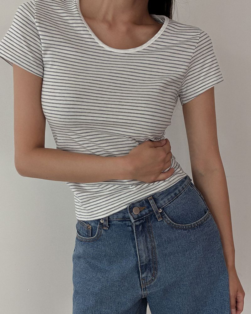 Striped short-sleeved T-shirt