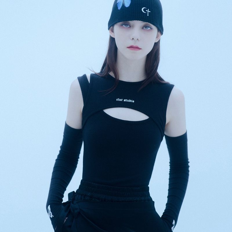 0 5 cut out warmer top - BLACK