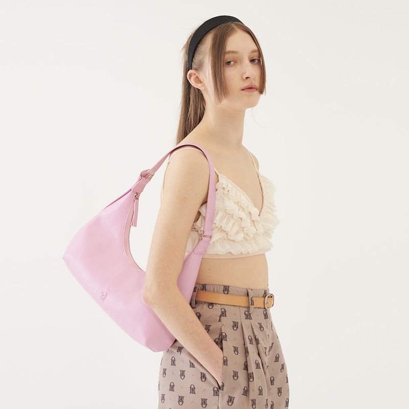 TMO BY 13MONTH(ティーエムオーバイサーティーンマンス)の「CURVED SHAPE BAG (PINK)(Bags)」