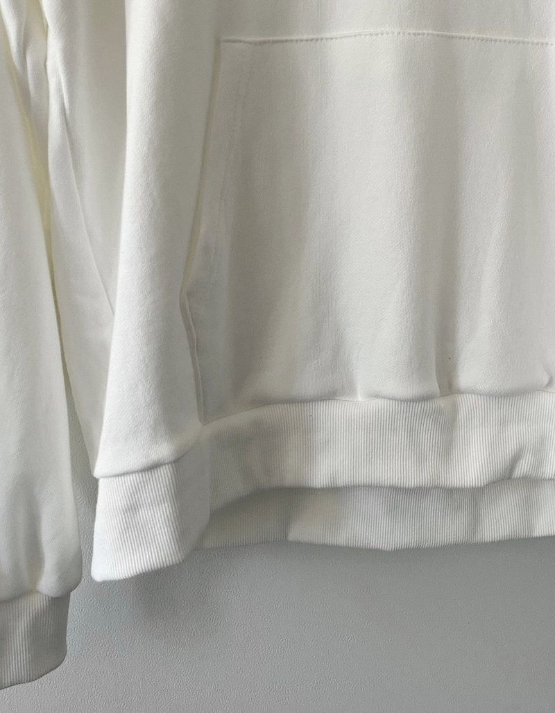 Poppy lettering hood T