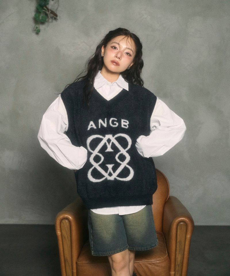 ANDGEEBEE（アンジービー）の「UNISEX エンブレムシャギーベスト（トップス）」