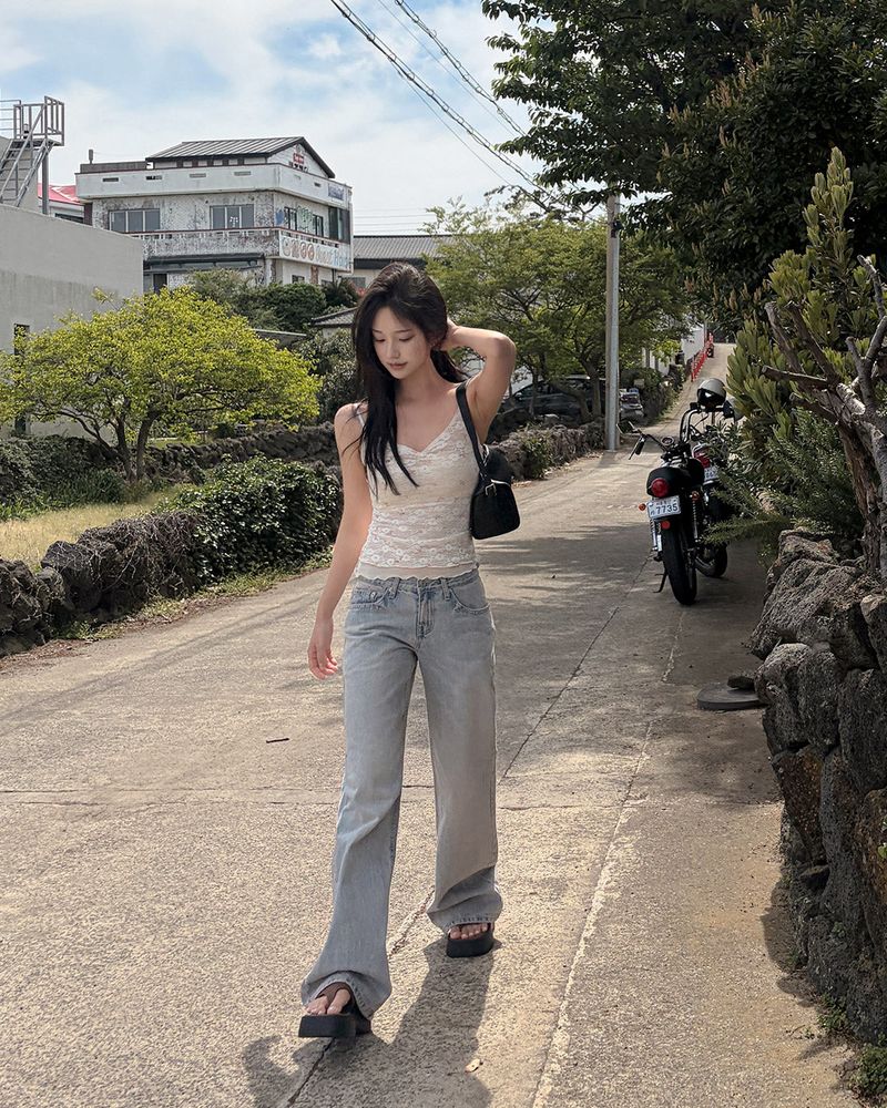Mets straight‑fit denim pants