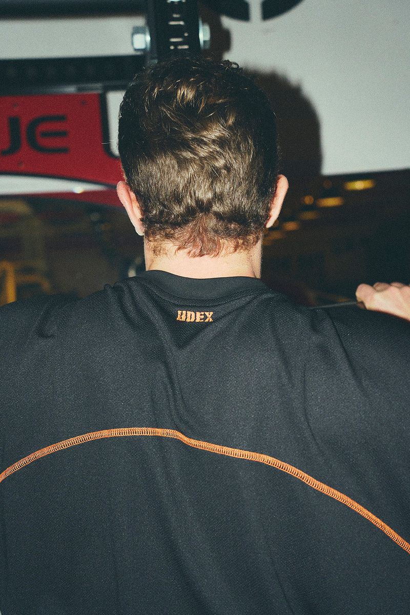 Giant Fit 85 Mesh Short Sleeve (Black)