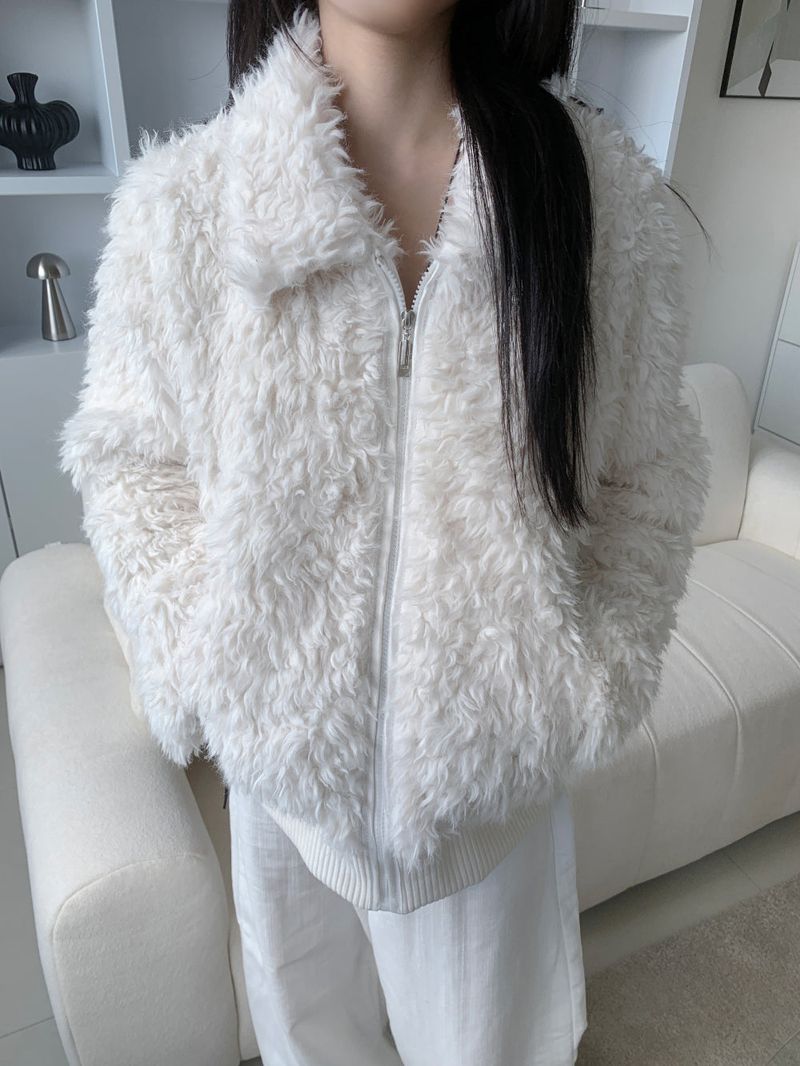 Luv Snowy Collar Fur Zip-Up Jacket