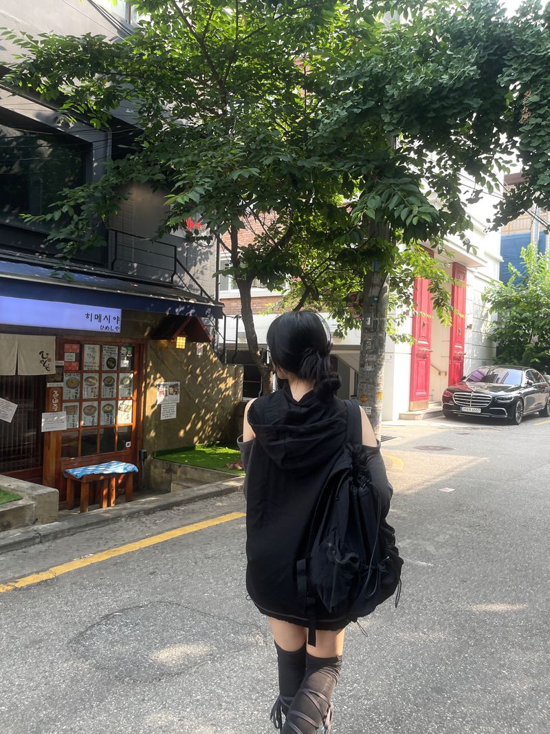shoulder slit wind anorak hood