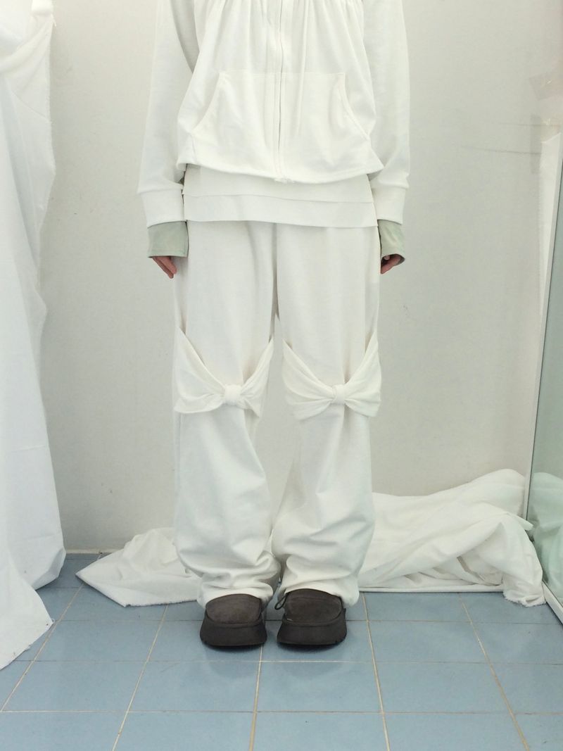 Double ribbon knee-point pants