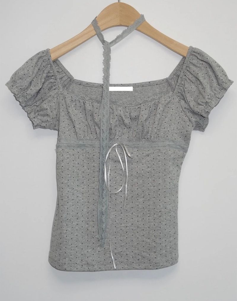 hazel scarf tee