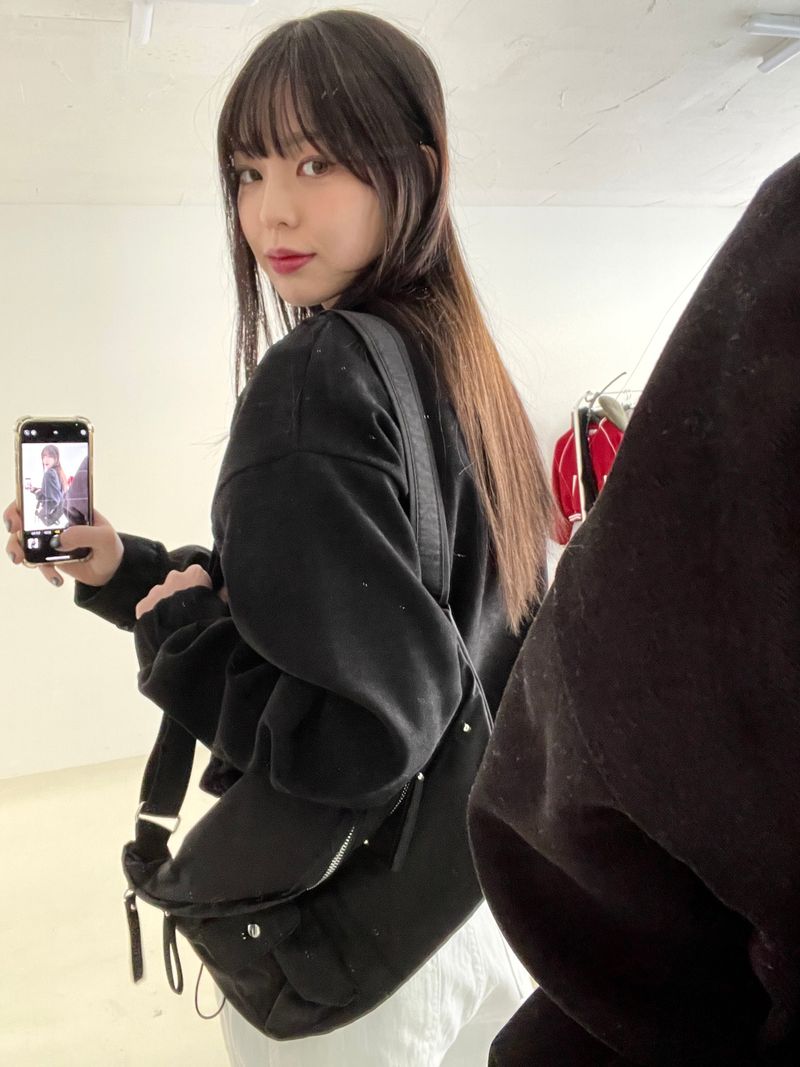 Zip pocket fanny bag 