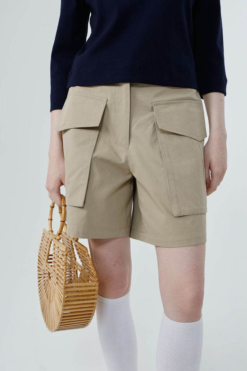 Loventina（ラヴェンティナ）の「BIG POCKET 4-LENGTH PANTS_SAND BEIGE（Pants）」
