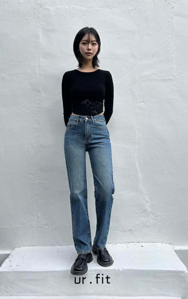 STRAIGHT FIT DENIM PANTS code 18317