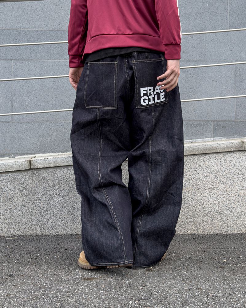 Vector graphic wide denim pants