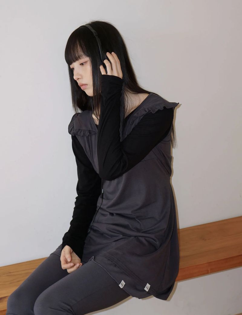 RUFFLE TIE TOP(CHARCOAL)