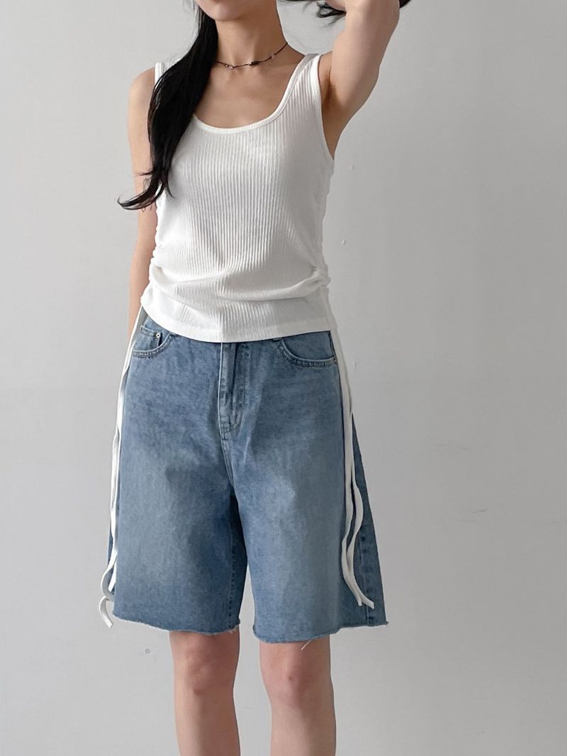 String U-Neck Sleeveless Top