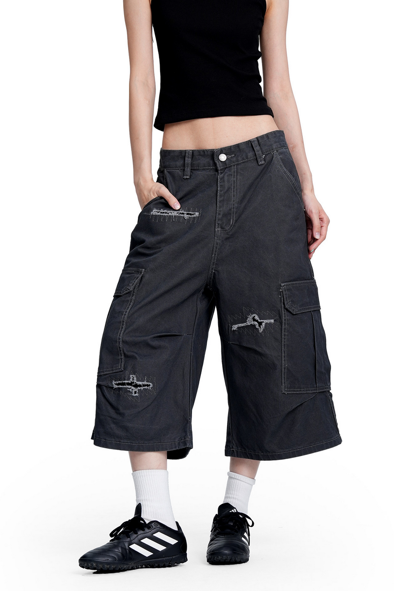 CZ Basicsの「Washed Cargo Shorts(Pants)」