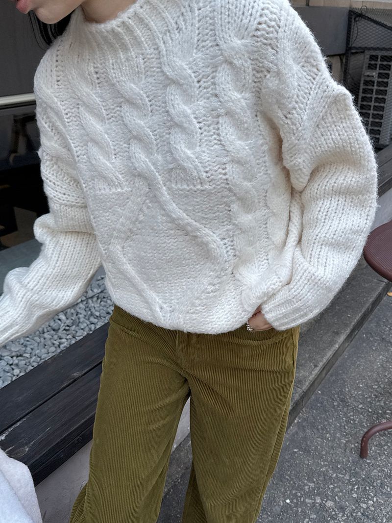 [MADE] MUHR HIGH-NECK CABLE KNIT