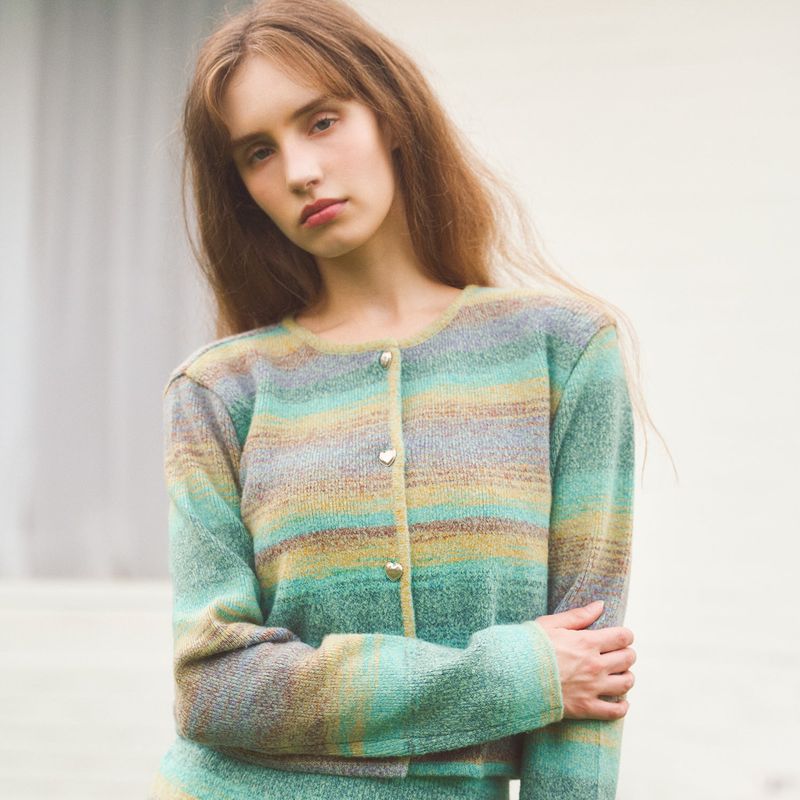 PASTEL GRADATION HEART BUTTON CARDIGAN - MINT