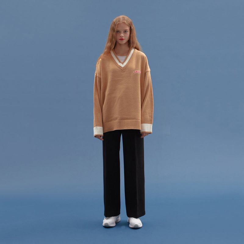 BLONDNINE(ブロンドナイン)の「BASIC V NECK KNIT SWEATER_BEIGE(Tops)」