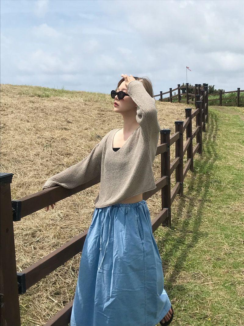 Dense V neck knit