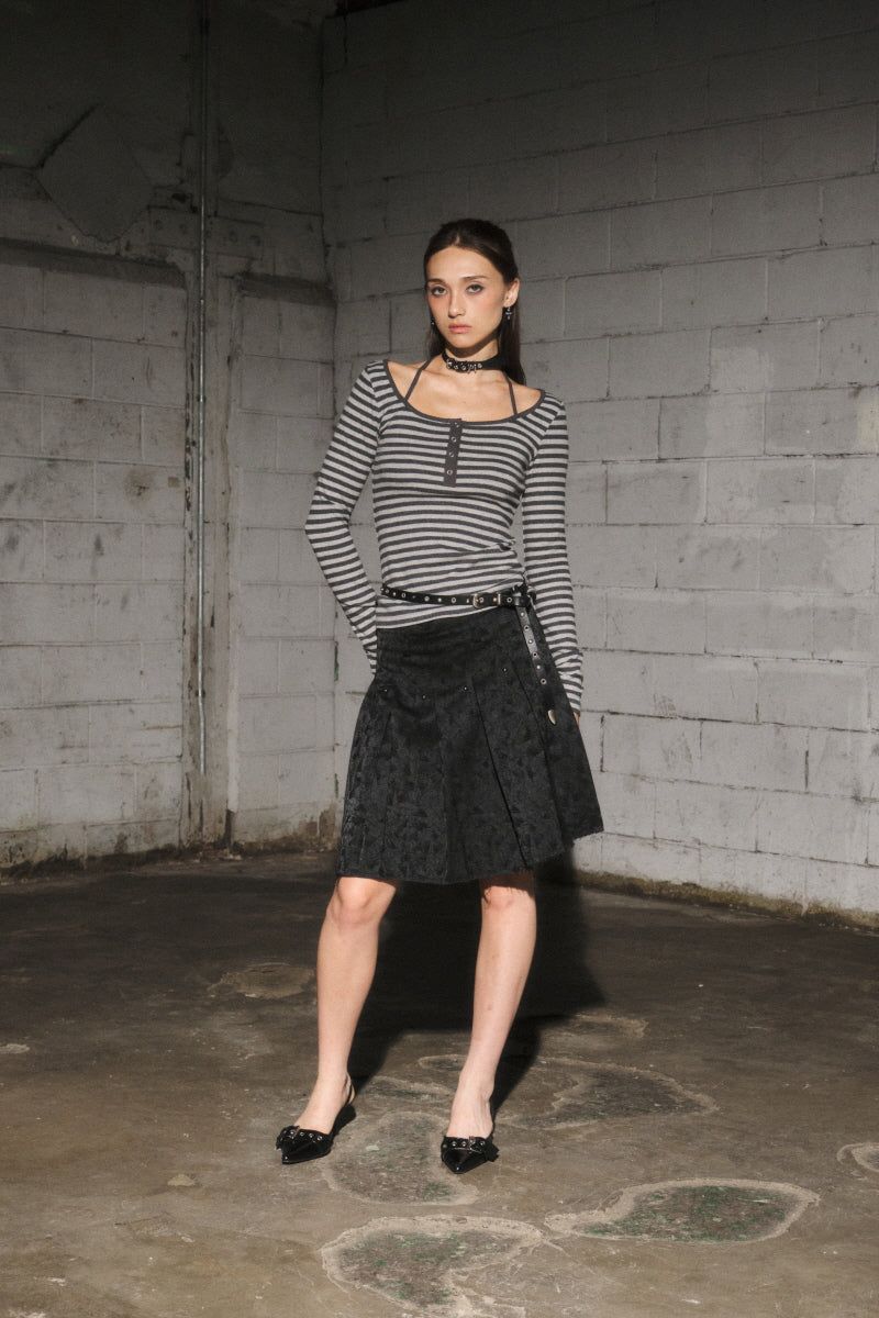 st strap t (grey)