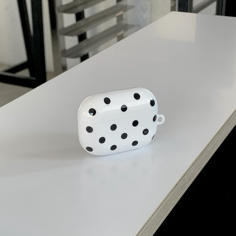 22haus（トゥートゥーハウス）の「22 dot pod - white（Smartphone Accessories）」