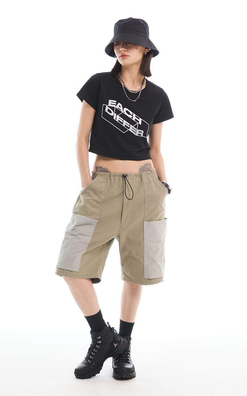 EACH DIFFER(イーチディファー)の「REFLECTIVE CROP T-SHIRT_BLACK(Tops)」