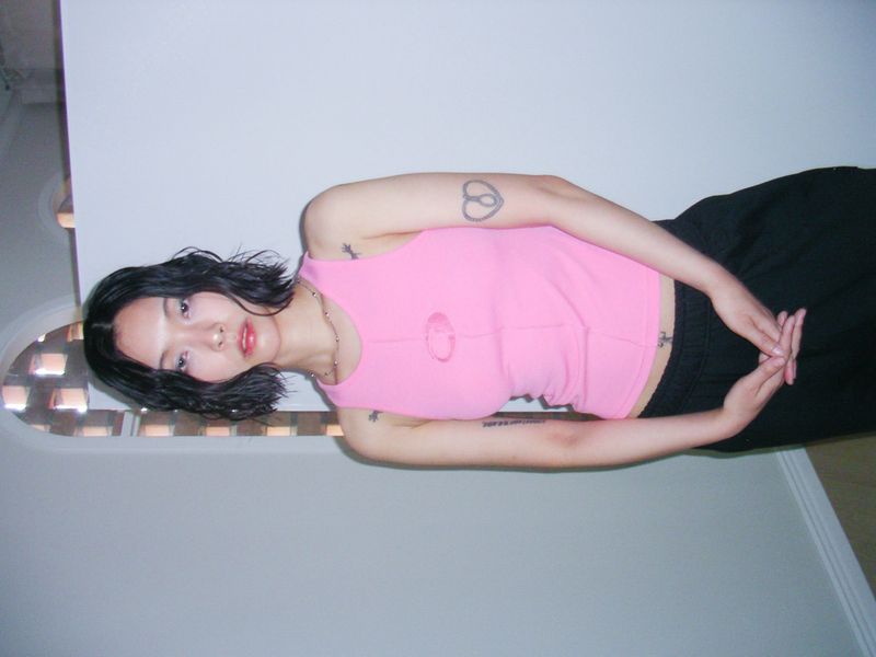half logo sleeves_pink