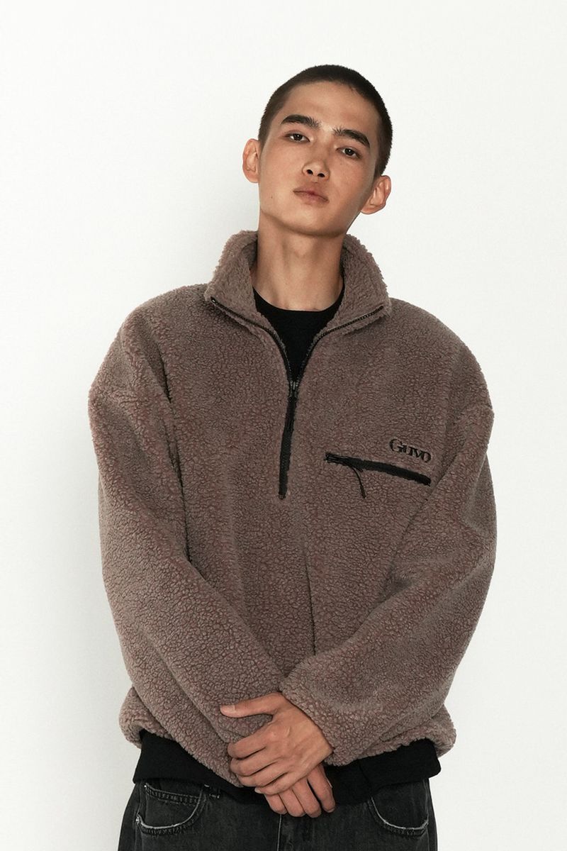 GUVO（グボ）の「Sherpa Half-zip, brown（Jackets/Outerwear）」