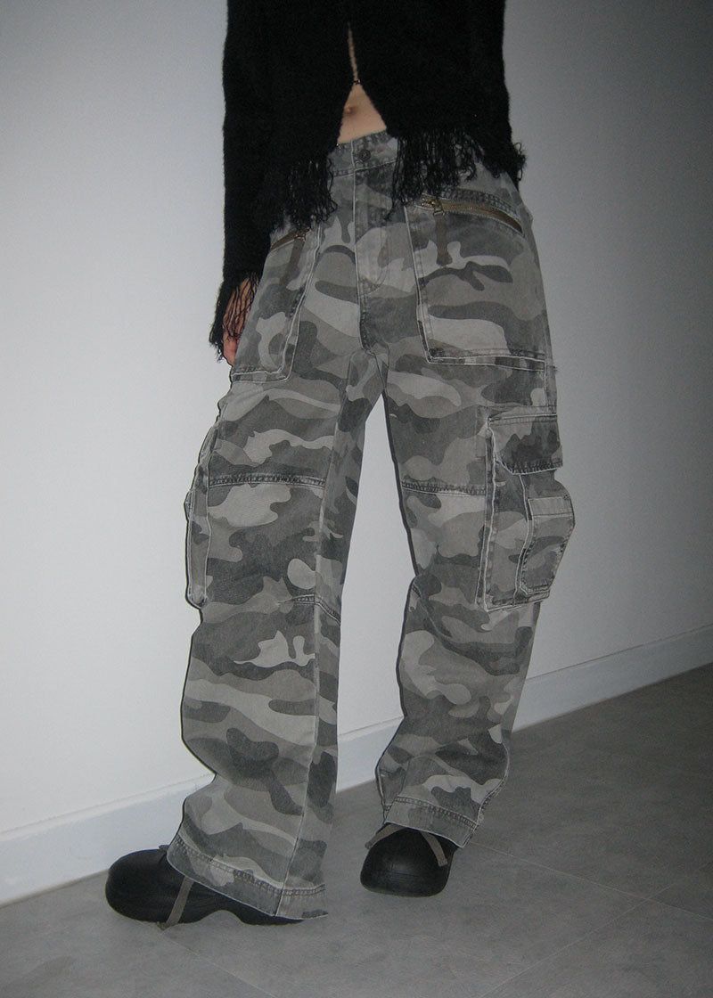 VINTAGE CARGO PANTS