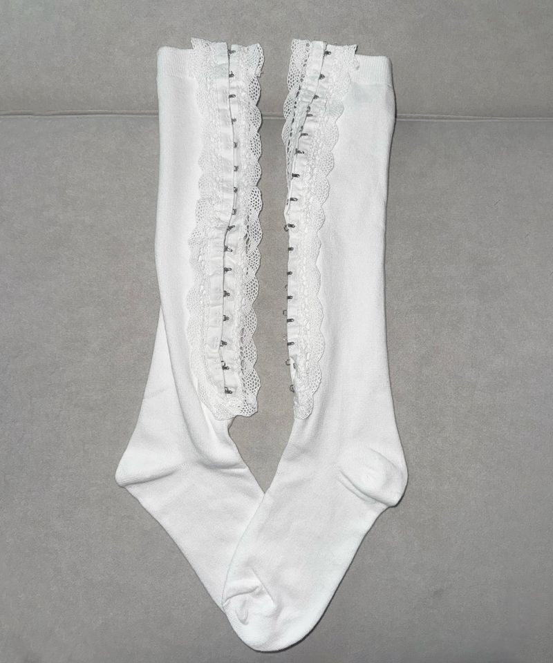 hook lace knee socks