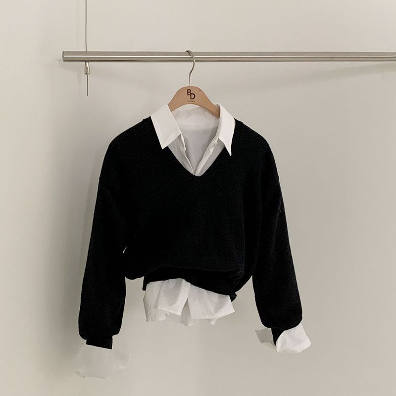 [Short waist] Mellow V-neck knit