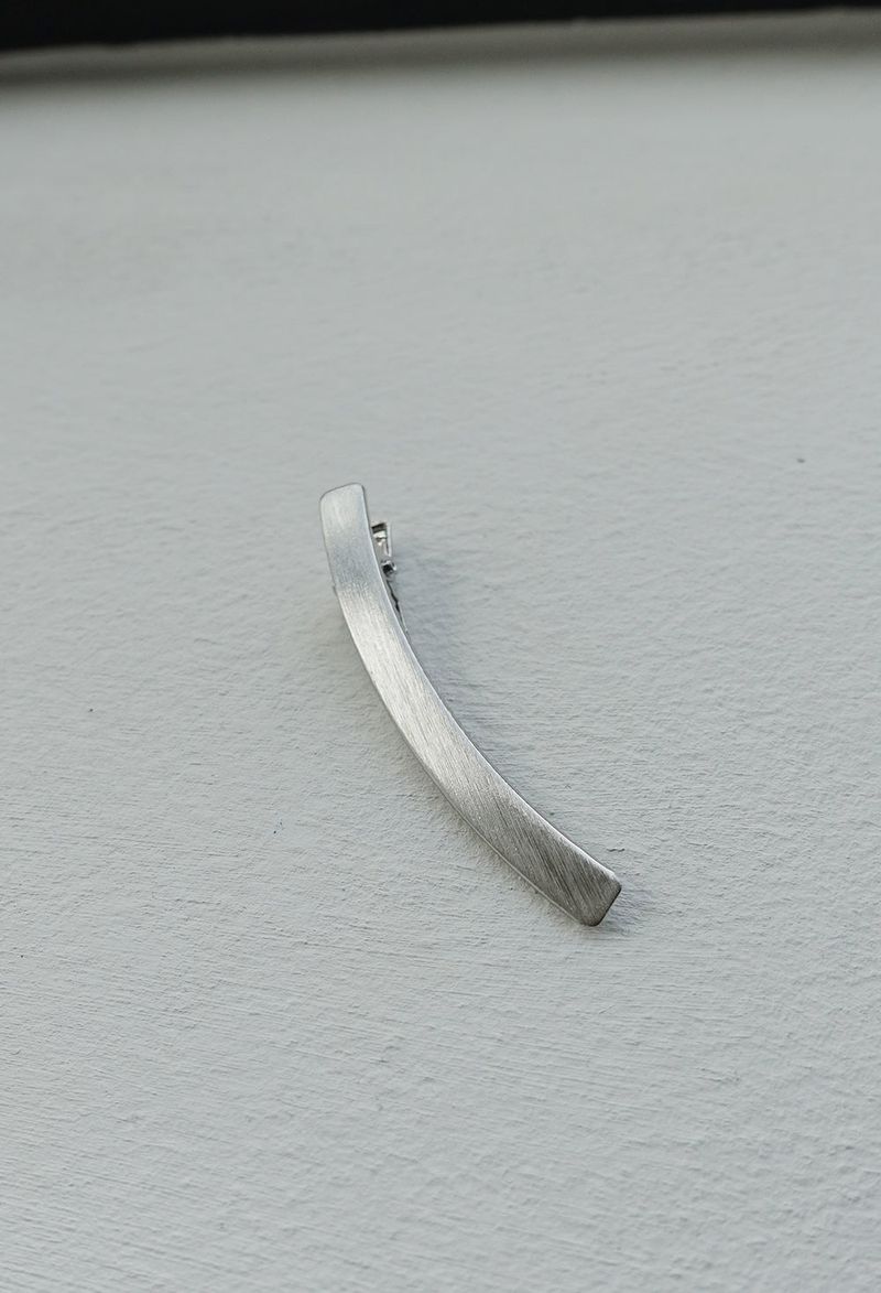 curve matt hair pin