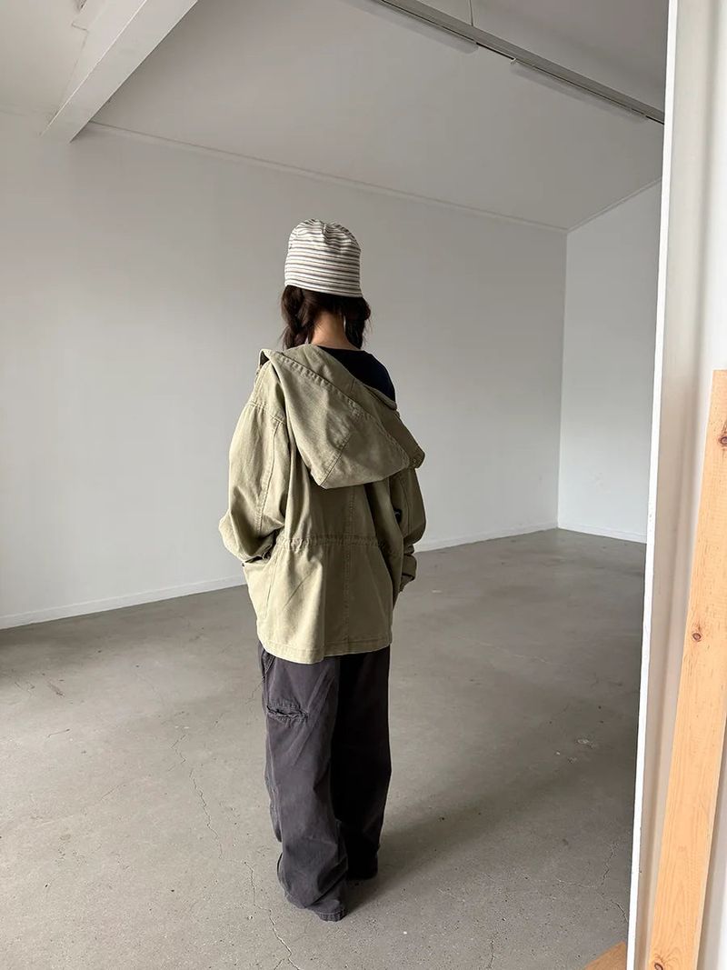 diagonal line pants