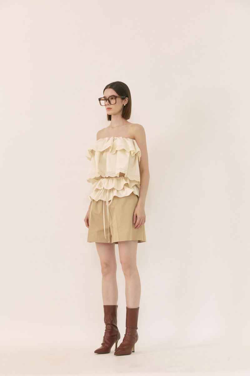 Ruffle detail shorts