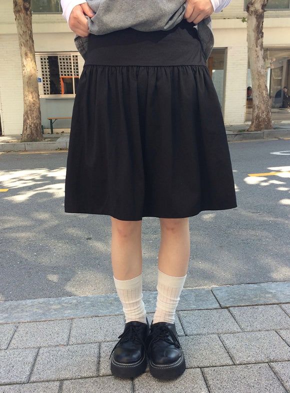 anyonemore（エニーワンモアー）の「Kibo Flare Shirring Midi Skirt（Skirts）」