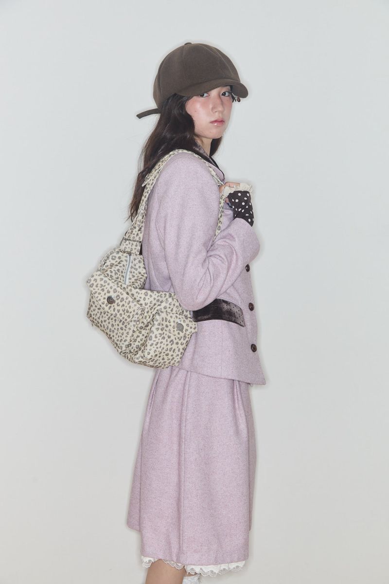 SHAKIRI LEOPARD POCKET BAG (BEIGE)