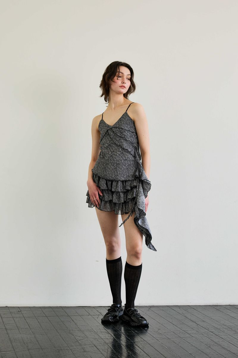 LEOPARD FRILL SLEEVELESS TOP / GRAY
