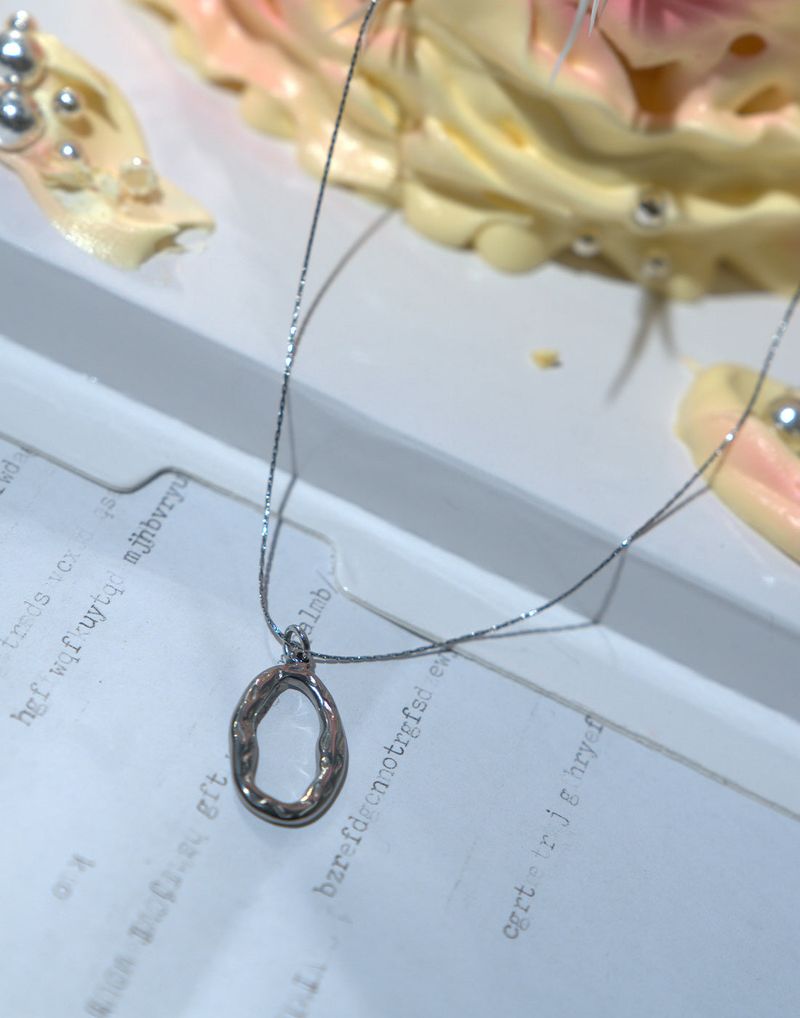 Melted Loop Necklace