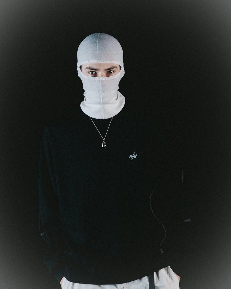 NīNEpointNīNE（ナインポイントナイン）の「MARS LONG SLEEVES TEE - BLACK （Tops）」