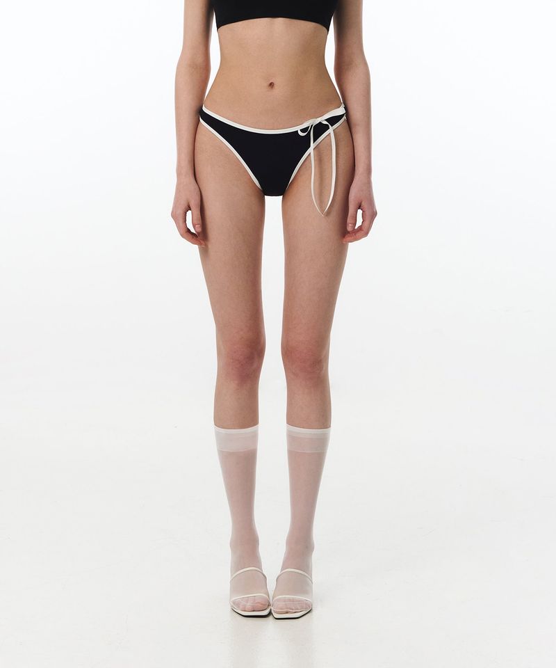 VINAJ(ビナジェイ)の「Ribbon Line Mini Short Bikini Panties (Black)(Swimwear)」