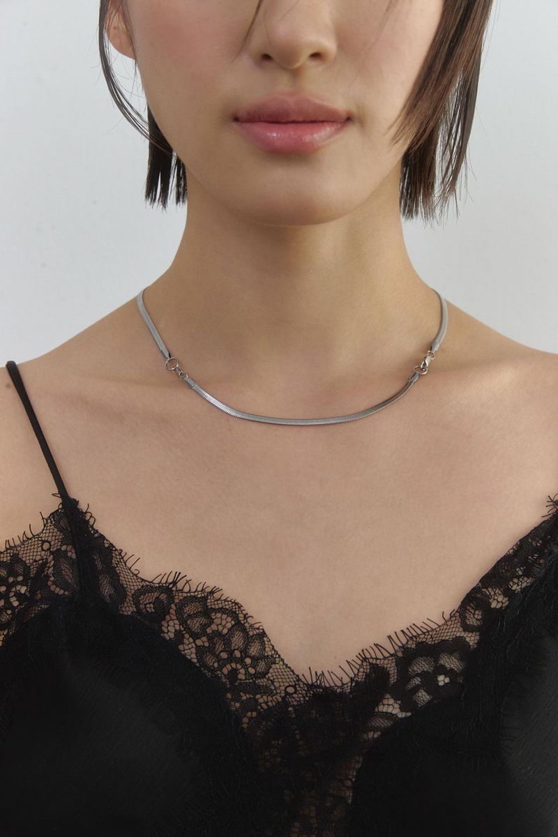 sanli(サンリー)の「トリプルロックネックレス(アクセサリー)」