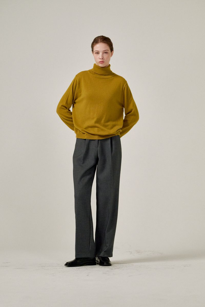 Cashmere turtle neck knit (Mustard)