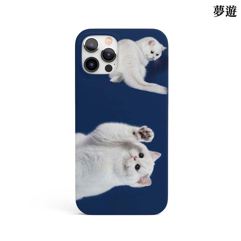 monguroom(モンユルーム)の「ホワイトキャットグロッシーケース(スマホグッズ/小物)」