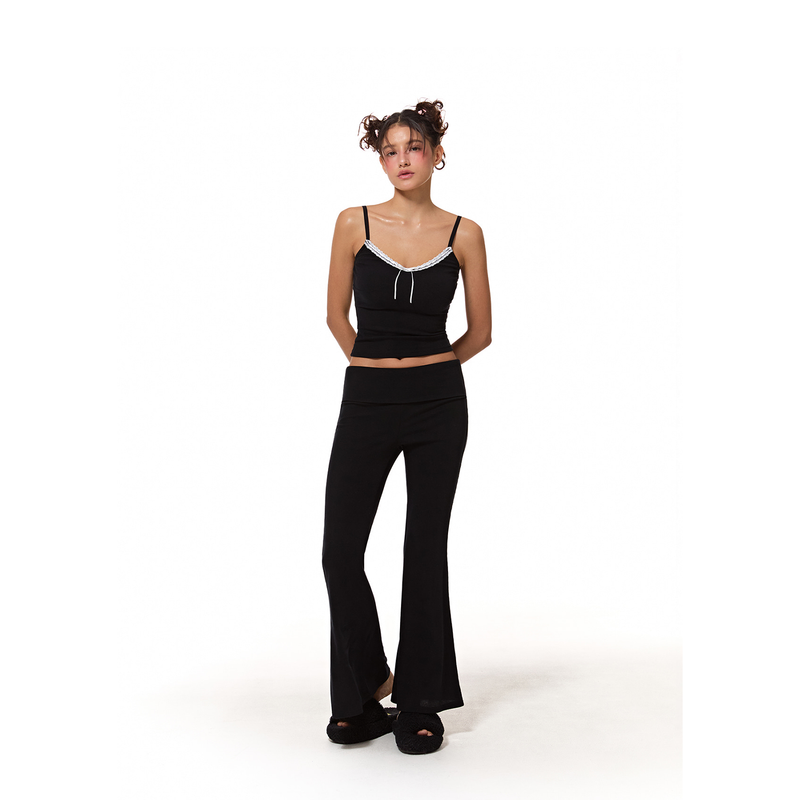 USEA(ユズア)の「ブーツカットパンツ(パンツ)」