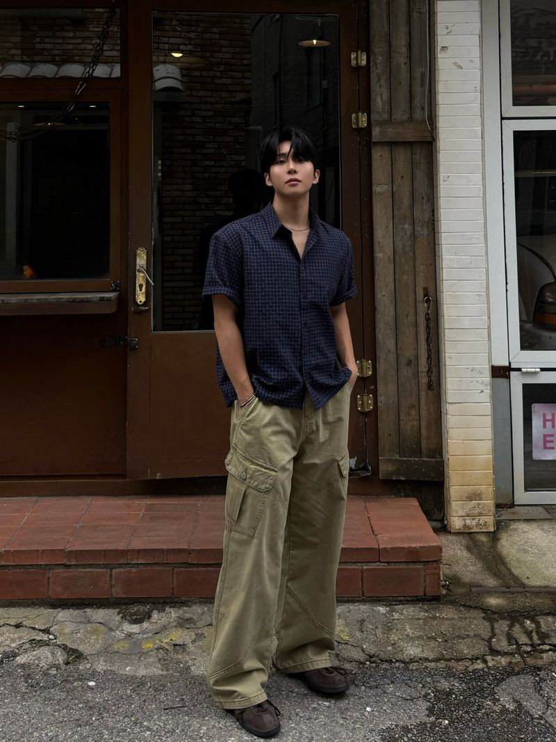 Down pigment dining cargo pants