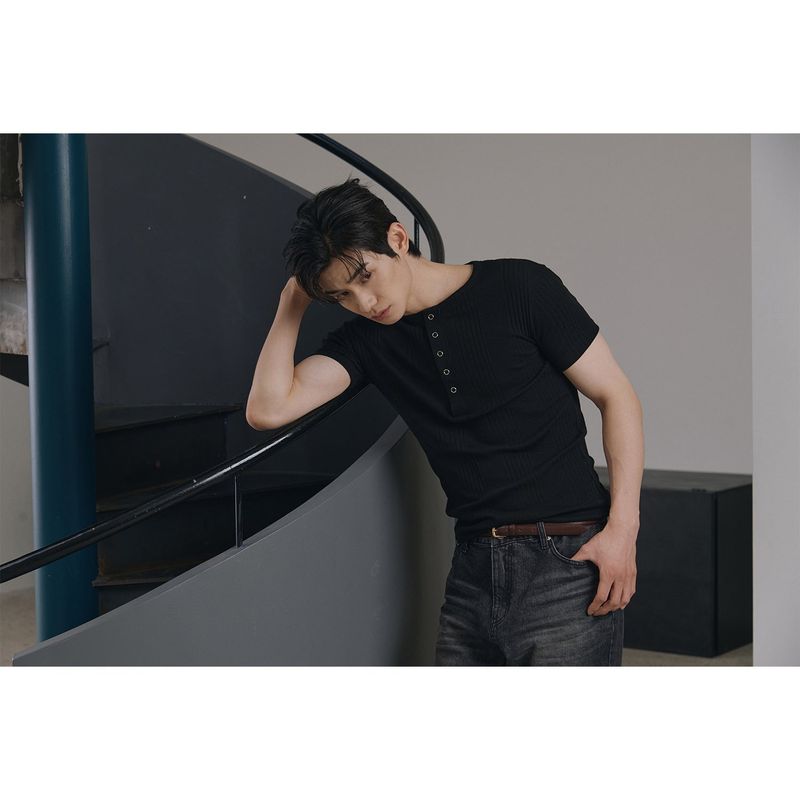 High ribbed henry neck half sleeves(Black)