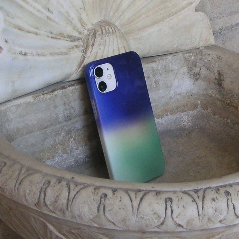 Blue (glossy hard case)