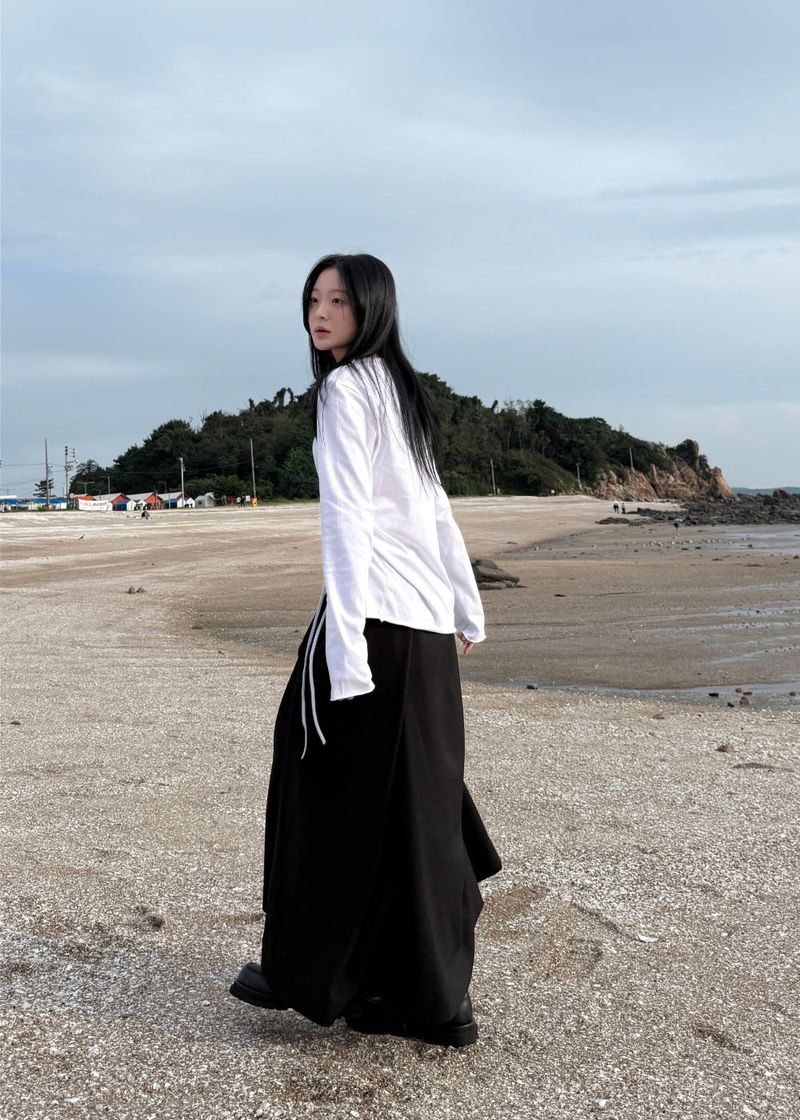  FORMED DRAPE SKIRT