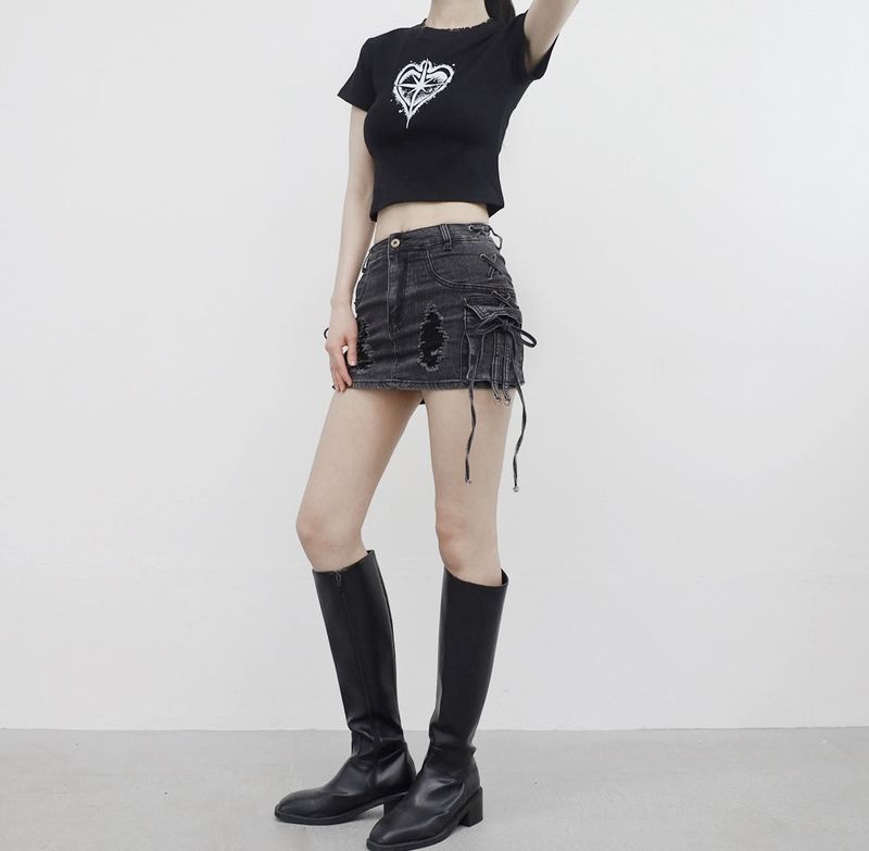 ノー, イッツ ア ハートプリンディドTシャツ.